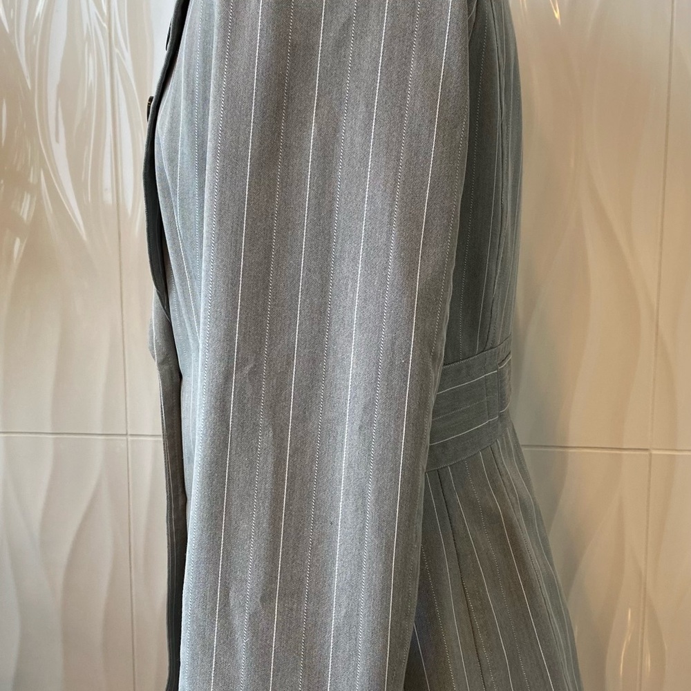 ETCETERA Classic pinstriped blazer with button details - Picture 2 of 7